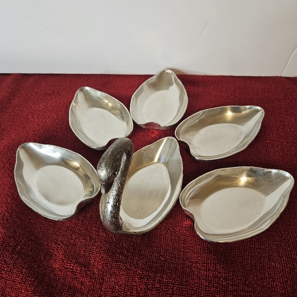 Vintage Silver Plated Swan Nesting Bowls Set of 6 Trays Nut, Candy Dish, Trinket - Picture 9 of 10